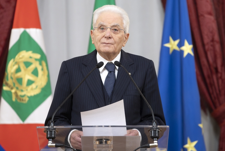 Il Presidente Sergio Mattarella rivolge il suo indirizzo di saluto in occasione dell'incontro con una delegazione di partecipanti al "Women Economic Forum" 