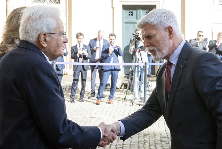Il Presidente Sergio Mattarella accoglie al Quirinale il Presidente della Repubblica Ceca, S.E. il Signor Petr Pavel, in visita ufficiale