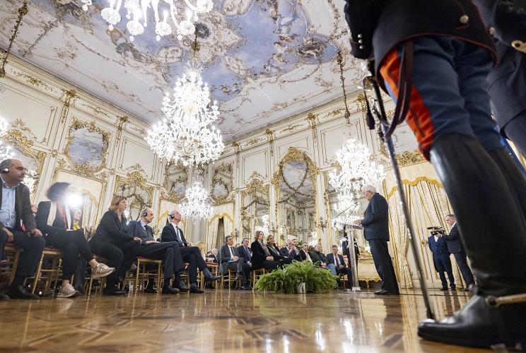 Il Presidente Sergio Mattarella rivolge il suo indirizzo di saluto in occasione dell'incontro con i membri della Commissione Monitoraggio dell’Assemblea parlamentare del Consiglio d’Europa