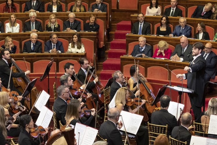 Il Presidente Sergio Mattarella al Senato della Repubblica,in occasione del Concerto di Natale, eseguito dall’Orchestra e dal Coro della Fondazione Arena di Verona
