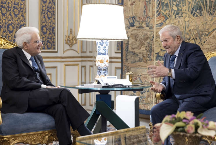 Il Presidente Sergio Mattarella nel corso dell'incontro con il nuovo Presidente della Corte Costituzionale Augusto Barbera