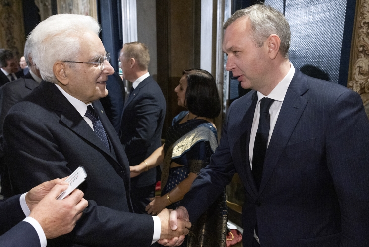 Il Presidente Sergio Mattarella con Yaroslav Melnyk, Ambasciatore di Ucraina, in occasione della cerimonia per lo scambio degli auguri di fine anno con il Corpo Diplomatico