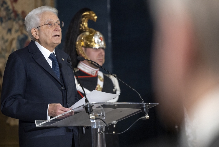 Il Presidente della Repubblica Sergio Mattarella rivolge il suo indirizzo di saluto in occasione della cerimonia per lo scambio degli auguri di fine anno con i rappresentanti delle istituzioni, delle forze politiche e della società civile