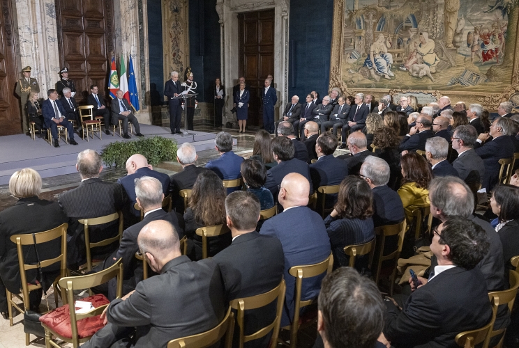 Il Presidente della Repubblica Sergio Mattarella rivolge il suo indirizzo di saluto in occasione della cerimonia per lo scambio degli auguri di fine anno con i rappresentanti delle istituzioni, delle forze politiche e della società civile