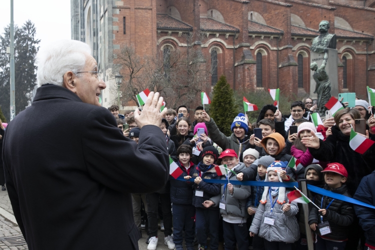 Il Presidente Sergio Mattarella al Salone Dugentesco di Vercelli  
