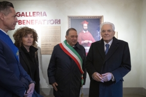 Il Presidente Mattarella visita la mostra dei ritratti dei Benefattori dell’Ospedale S. Andrea