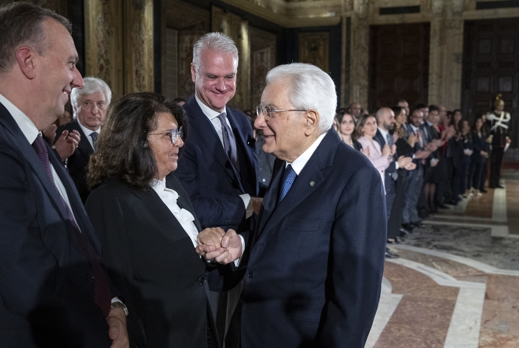 Il Presidente Sergio Mattarella al termine dell'incontro con i vincitori dell’ottavo Corso-concorso SNA di formazione dirigenziale