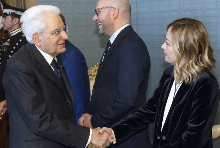 Il Presidente Sergio Mattarella con Giorgia Meloni, Presidente del Consiglio dei Ministri, in occasione della celebrazione del “Giorno della Memoria”