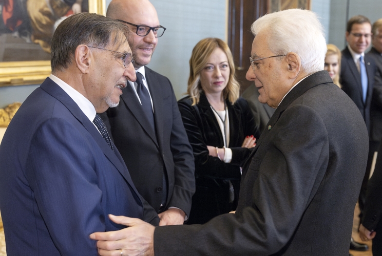 Il Presidente Sergio Mattarella con Ignazio La Russa, Presidente del Senato della Repubblica, Lorenzo Fontana, Presidente della Camera dei deputati e Giorgia Meloni, Presidente del Consiglio dei Ministri, in occasione della celebrazione del “Giorno della Memoria”