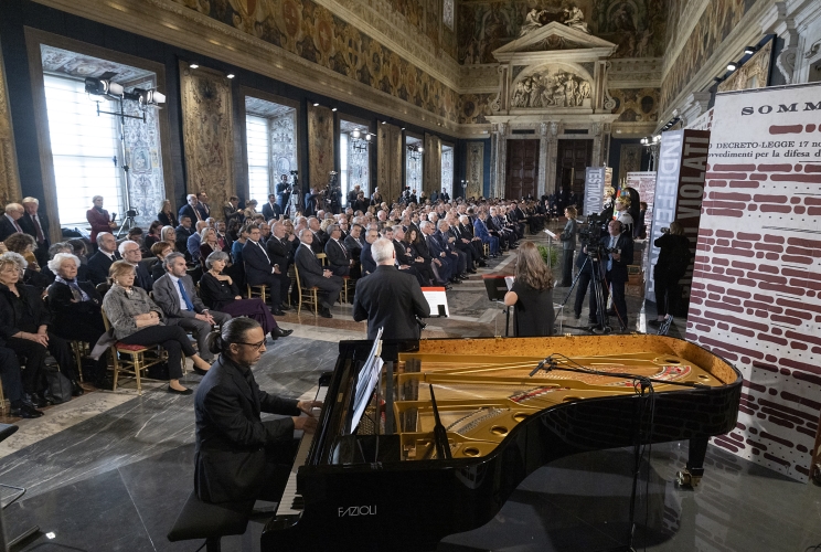 Un momento della celebrazione del "Giorno della Memoria"