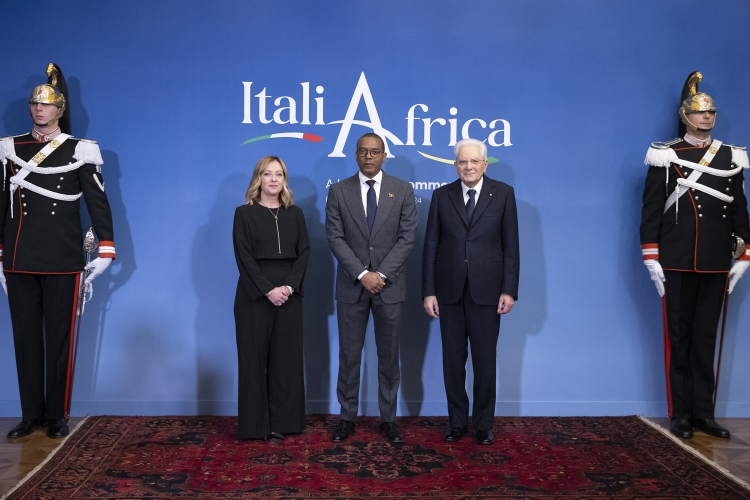 Il Presidente della Repubblica Sergio Mattarella e il il Presidente del Consiglio Giorgia Meloni in occasione del vertice Italia Africa
