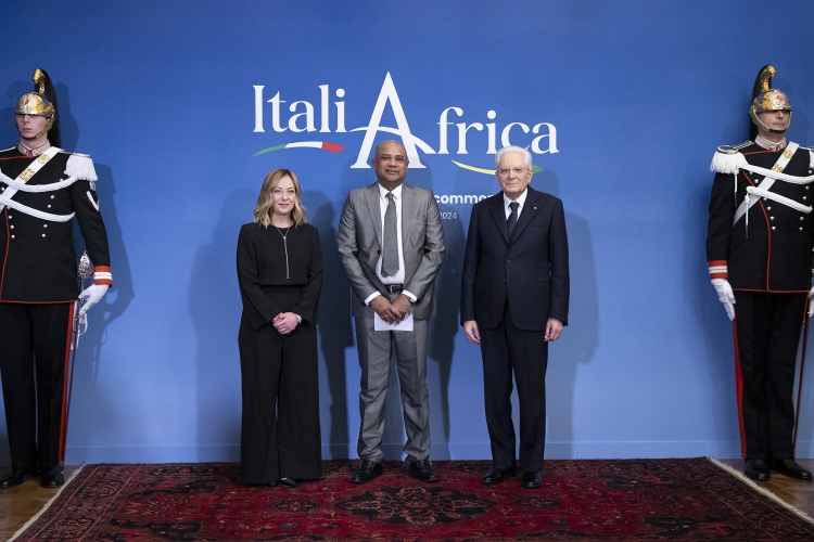 Il Presidente della Repubblica Sergio Mattarella e il il Presidente del Consiglio Giorgia Meloni in occasione del vertice Italia Africa
