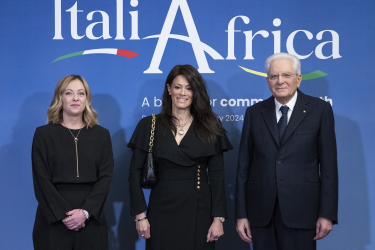 Il Presidente della Repubblica Sergio Mattarella e il il Presidente del Consiglio Giorgia Meloni in occasione del vertice Italia Africa
