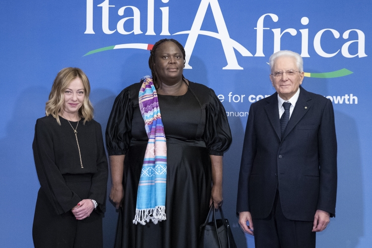 Il Presidente della Repubblica Sergio Mattarella e il il Presidente del Consiglio Giorgia Meloni in occasione del vertice Italia Africa
