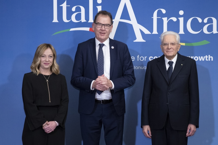 Il Presidente della Repubblica Sergio Mattarella e il il Presidente del Consiglio Giorgia Meloni in occasione del vertice Italia Africa
