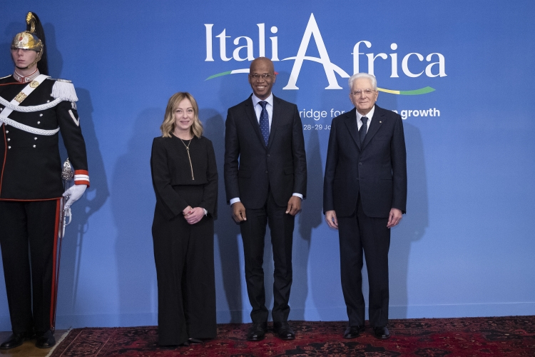 Il Presidente della Repubblica Sergio Mattarella e il il Presidente del Consiglio Giorgia Meloni in occasione del vertice Italia Africa
