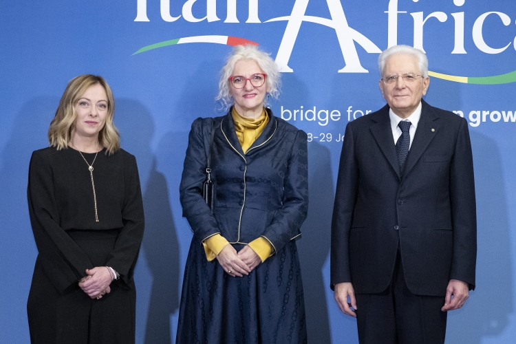 Il Presidente della Repubblica Sergio Mattarella e il il Presidente del Consiglio Giorgia Meloni in occasione del vertice Italia Africa
