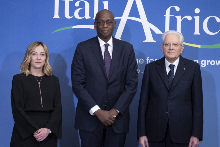 Il Presidente della Repubblica Sergio Mattarella e il il Presidente del Consiglio Giorgia Meloni in occasione del vertice Italia Africa

