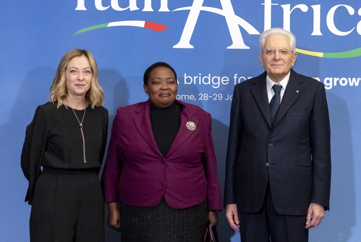 Il Presidente della Repubblica Sergio Mattarella e il il Presidente del Consiglio Giorgia Meloni in occasione del vertice Italia Africa
