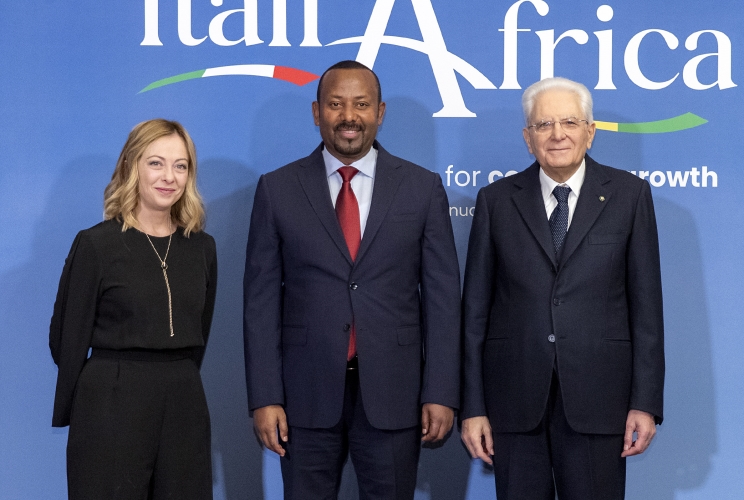 Il Presidente della Repubblica Sergio Mattarella e il il Presidente del Consiglio Giorgia Meloni in occasione del vertice Italia Africa

