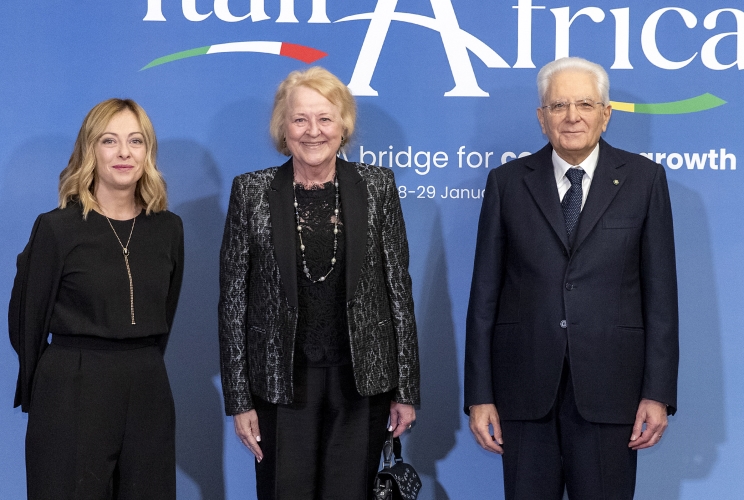 Il Presidente della Repubblica Sergio Mattarella e il il Presidente del Consiglio Giorgia Meloni in occasione del vertice Italia Africa
