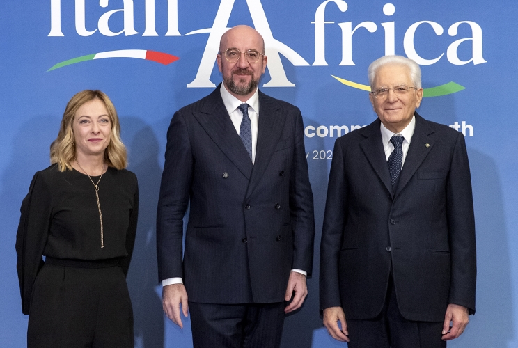 Il Presidente della Repubblica Sergio Mattarella con il Presidente del Consiglio Giorgia Meloni e con Charles Michel Presidente del Consiglio europeo, in occasione del vertice Italia Africa