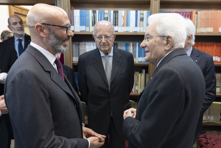 Il Presidente Sergio Mattarella con Giulio Napolitano, in occasione della presentazione dell’archivio del Presidente Giorgio Napolitano