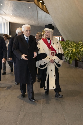 Il Presidente della Repubblica Sergio Mattarella con Alessandra Petrucci, Rettrice dell’Università degli Studi di Firenze, in occasione della cerimonia di inaugurazione dell’Anno Accademico 2023/2024 
