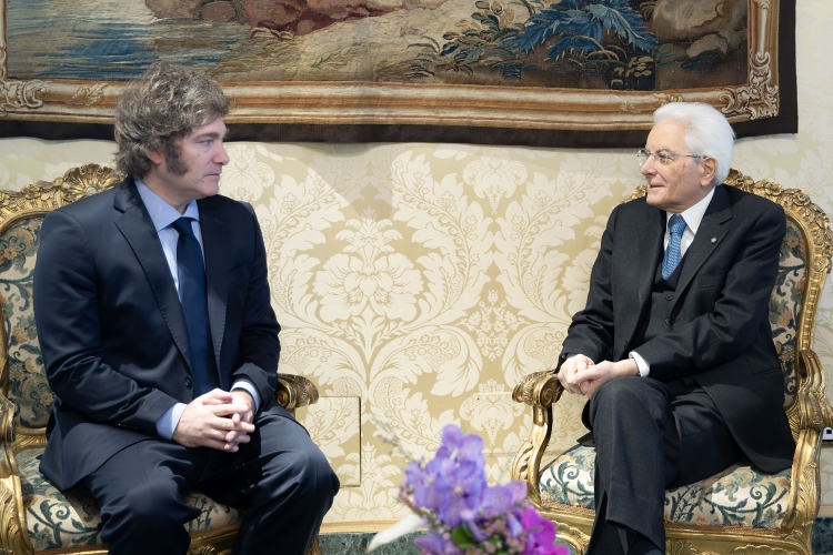 Il Presidente della Repubblica Sergio Mattarella con Javier Gerardo Milei, Presidente della Repubblica Argentina
