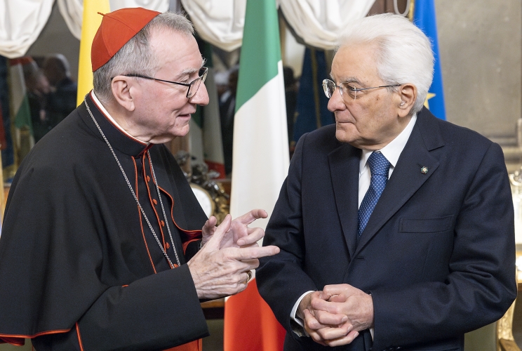 Il Presidente Sergio Mattarella con  S.Em. Rev.ma Card. Pietro Parolin, Segretario di Stato, in occasione della ricorrenza della firma dei Patti Lateranensi e dell’Accordo di Revisione del Concordato