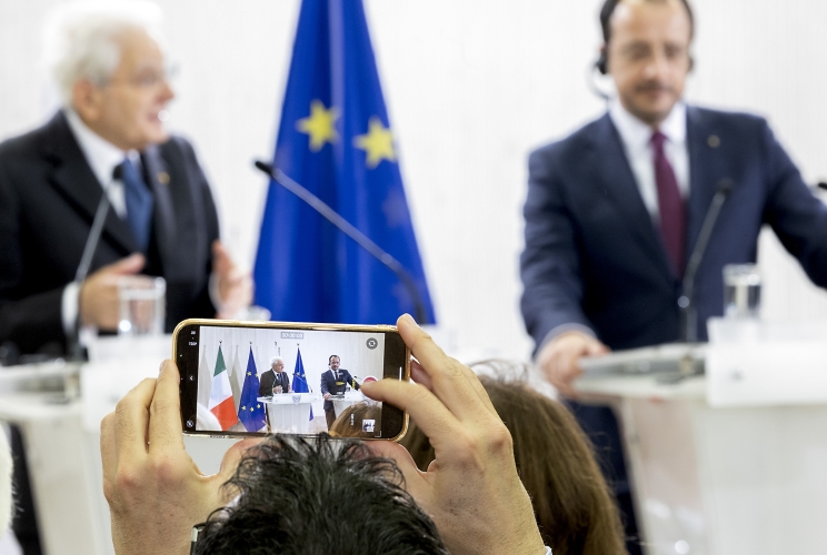 Il Presidente della Repubblica Sergio Mattarella con il Presidente della Repubblica di Cipro Nikos Christodoulides nel corso delle dichiarazioni alla stampa