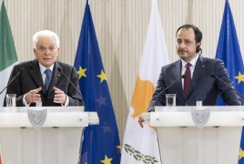 Nicosia - Il Presidente della Repubblica Sergio Mattarella con il Presidente della Repubblica di Cipro Nikos Christodoulides nel corso delle dichiarazioni alla stampa