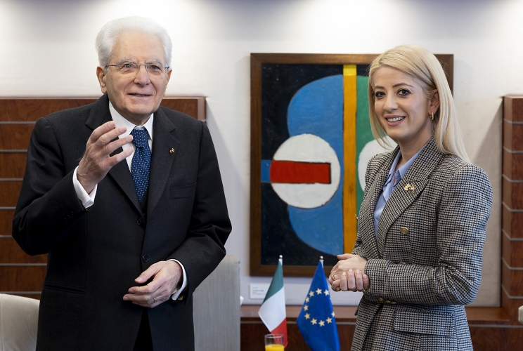 Il Presidente della Repubblica Sergio Mattarella con il Presidente del Parlamento della Repubblica di Cipro, Annita Demetriou