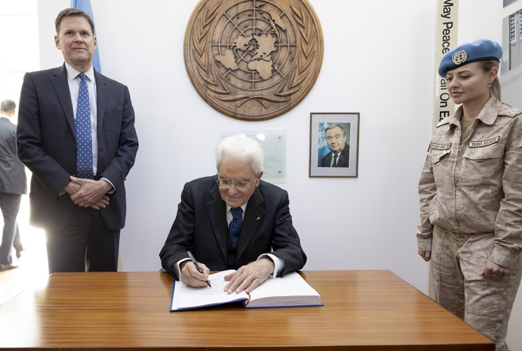 Il Presidente della Repubblica Sergio Mattarella visita il Quartier Generale della forza delle Nazioni Unite per il mantenimento della pace a Cirpo