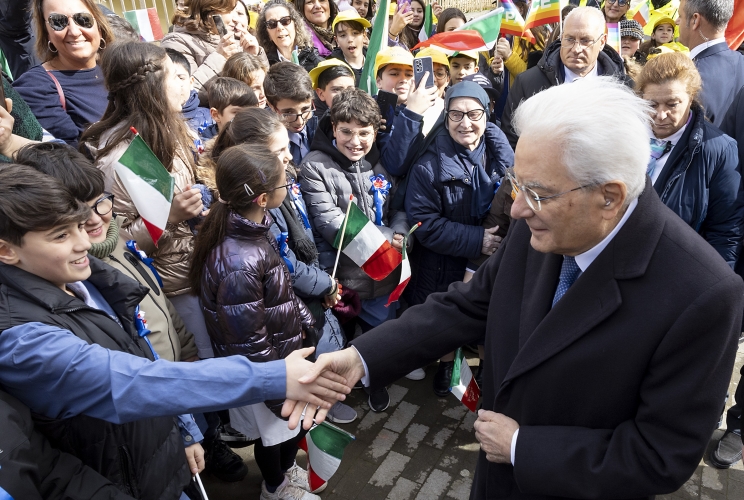 Il Presidente della Repubblica Sergio Mattarella in occasione della visita alla cripta della Chiesa di San Francesco di Paola
