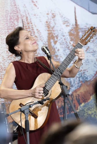 La cantautrice Etta Scollo