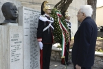 Il Presidente Mattarella depone una corona d’alloro in memoria di Don Giuseppe Morosini a Ferentino
