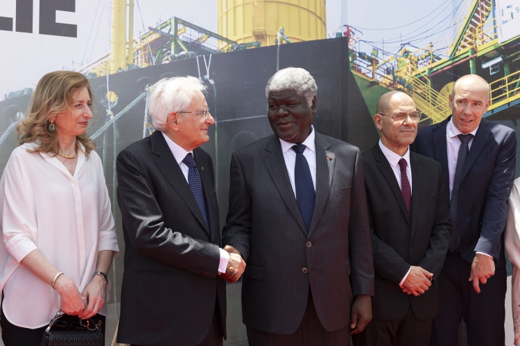Il Presidente della Repubblica Sergio Mattarella visita la Stazione a terra del giacimento di Baleine 
