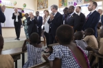 Il Presidente Mattarella visita il Complesso scolastico del Canale di Vridi