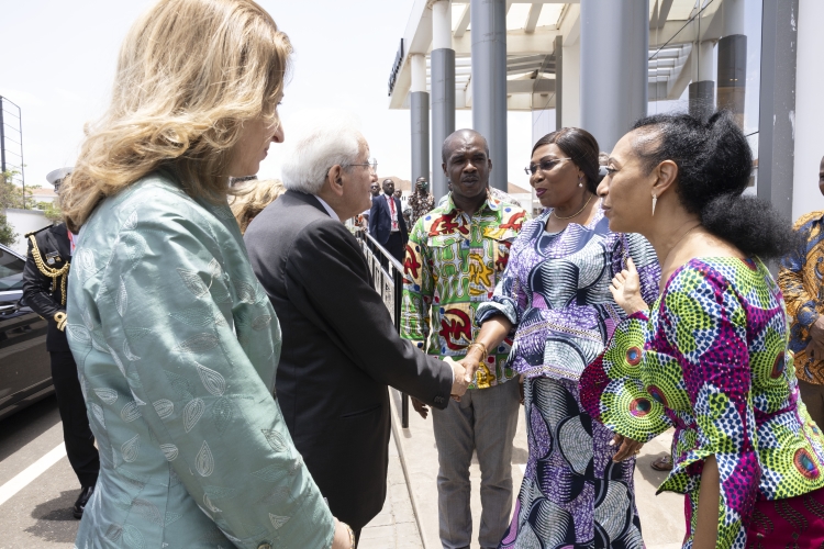 Il Presidente della Repubblica Sergio Mattarella e la Sig.ra Laura al Memoriale di Kwame Nkrumah 
