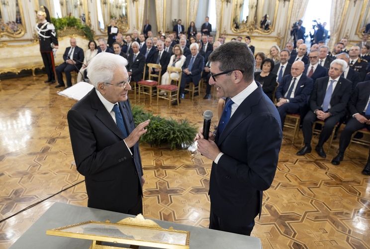 Il Presidente Sergio Mattarella con Il Prefetto Vittorio Pisani, Capo della Polizia e Direttore generale della pubblica sicurezza, in occasione  del 172° anniversario della costituzione del corpo di Polizia
