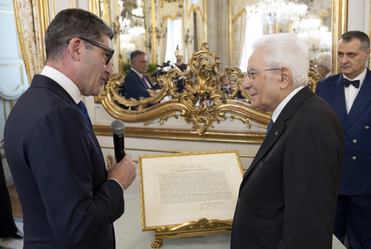 Il Presidente Sergio Mattarella con Il Prefetto Vittorio Pisani, Capo della Polizia e Direttore generale della pubblica sicurezza, in occasione  del 172° anniversario della costituzione del corpo di Polizia