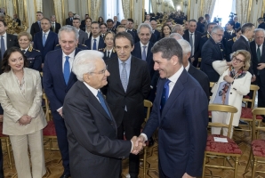 Il Presidente Mattarella incontra  una rappresentanza della Polizia di Stato, in occasione del 172° anniversario della sua costituzione 