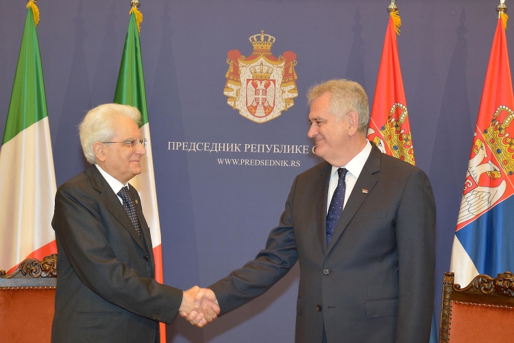 Il Presidente Sergio Mattarella con il Presidente della Repubblica di Serbia, Tomislav Nikolic 