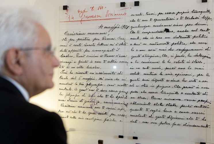 Il Presidente Sergio Mattarella nel corso della visita alla Casa Museo di Antonio Gramsci