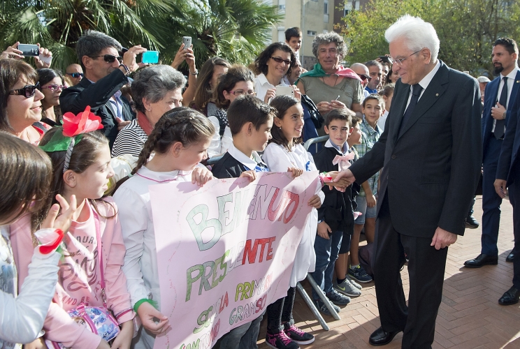 Il Presidente Sergio Mattarella al suo arrivo a Ghilarza 