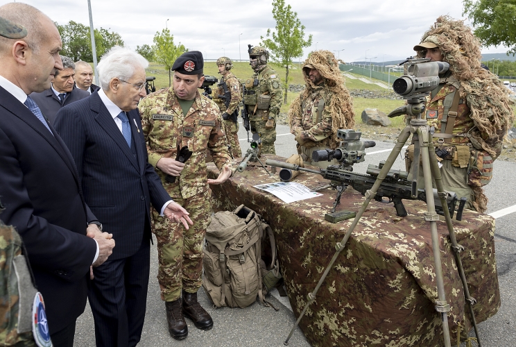 Il Presidente della Repubblica Sergio Mattarella e il Presidente della Repubblica di Bulgaria Rumen Radev  visitano la base militare di Novo Selo
