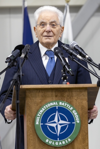 Il Presidente della Repubblica Sergio Mattarella alla base militare di Novo Selo