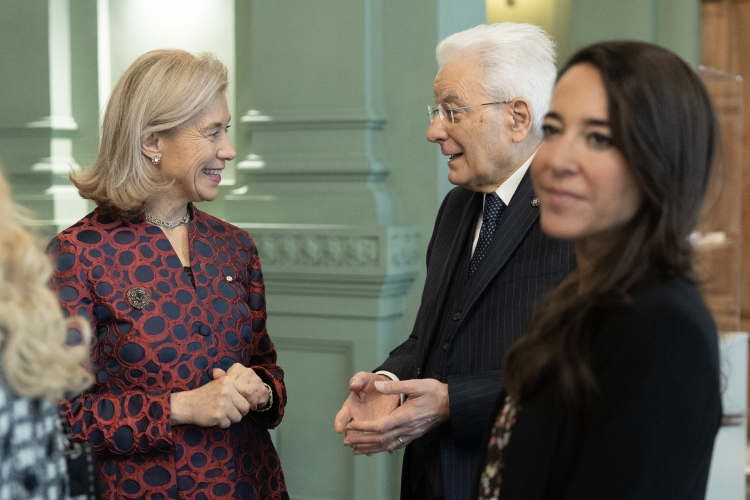 Il Presidente della Repubblica Sergio Mattarella con Elisabetta Belloni ,Direttore generale del DIS, in occasione dell'inaugurazione dell'anno accademico 2024 della Scuola di formazione del Sistema di informazione per la sicurezza della Repubblica
