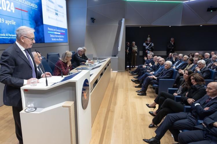 Il Presidente della Repubblica Sergio Mattarella all'inaugurazione dell'anno accademico 2024 della Scuola di formazione del Sistema di informazione per la sicurezza della Repubblica
